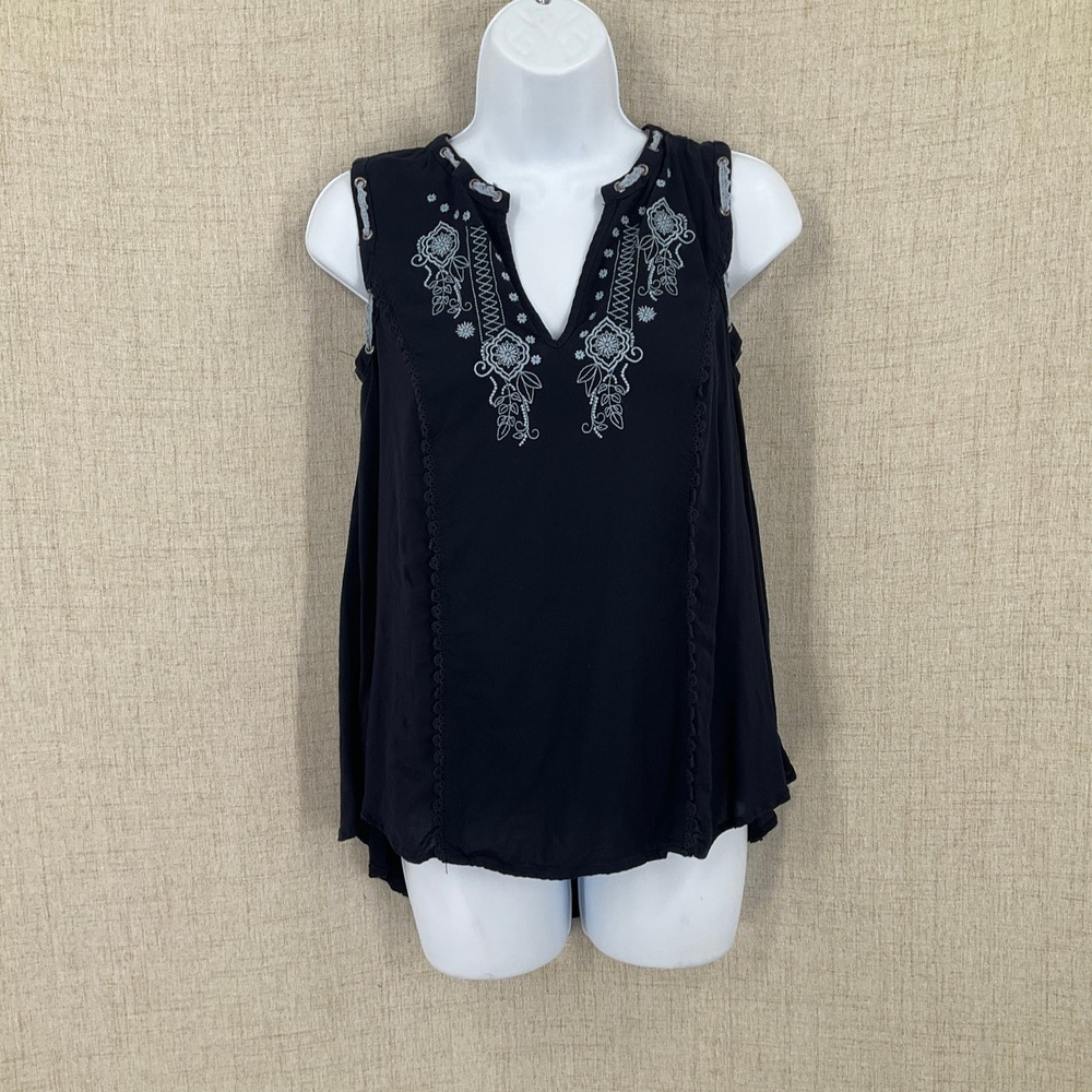 Knox Rose Sleeveless Top Women‎ S Navy Blue Boho Embroidered Floral V-Neck